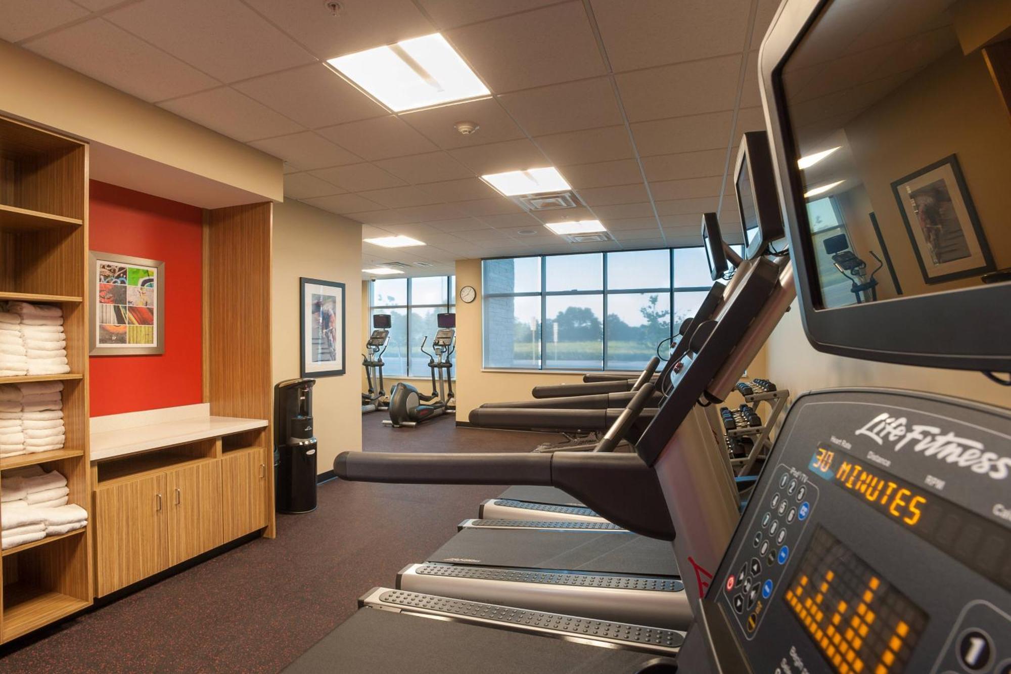 Towneplace Suites By Marriott Minneapolis Near Mall Of America Bloomington Buitenkant foto